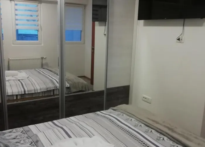 Centar 2 شقة Užice